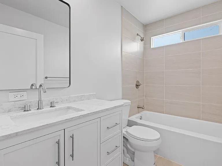 6256 E Lake Dr — Photo 7