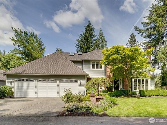2nd image of 23956 NE 31st Way