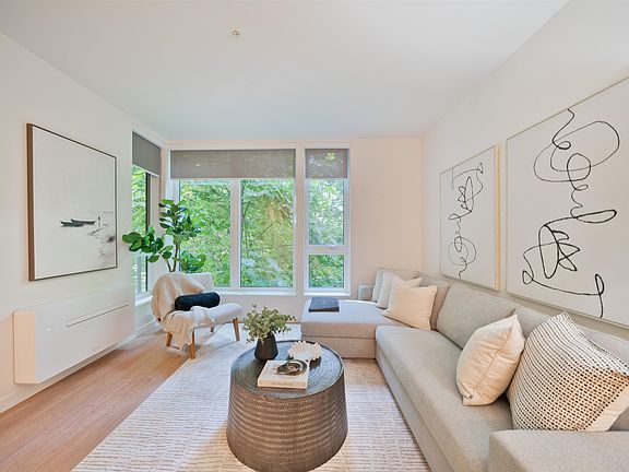 4th image of 1500 Scott Cres #418