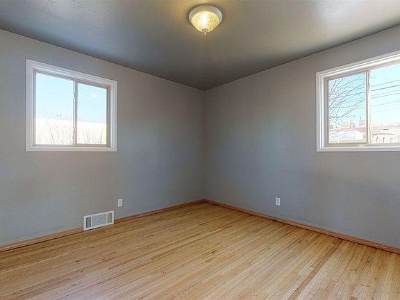 4th image of 1315 Vitalia St