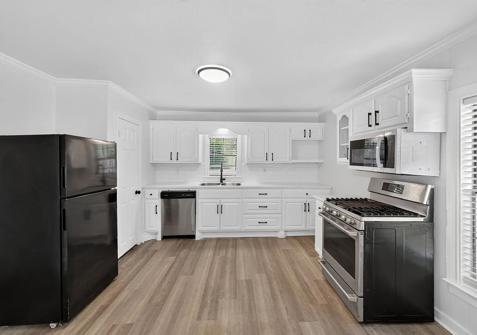 Cottage Like 1 Bedroom/1 Bathroom Home In McKinney! — Photo 4