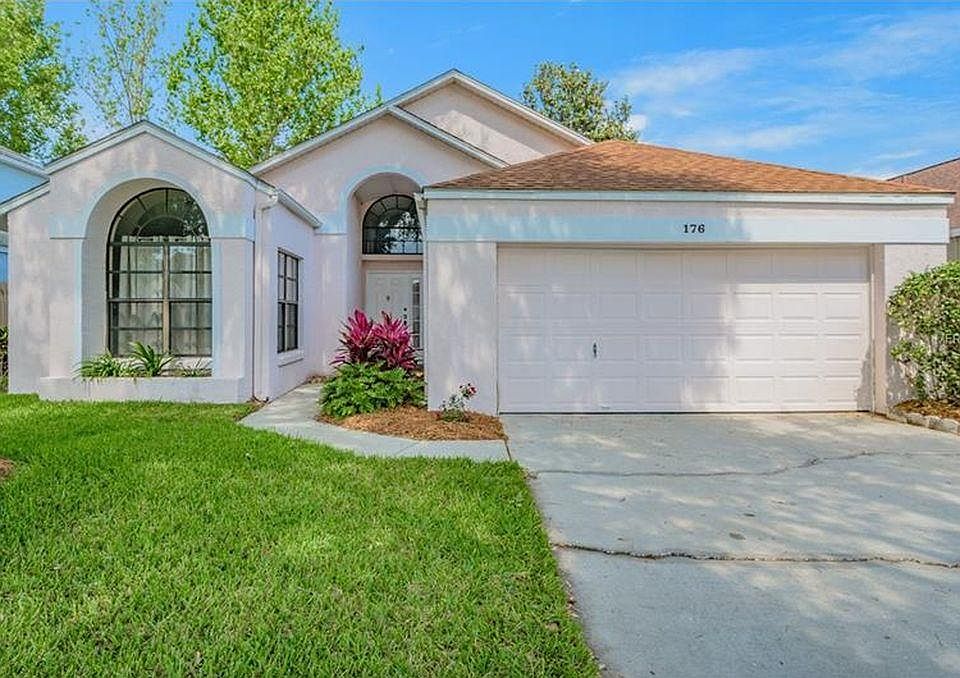 1st image of 176 Lakebreeze Cir