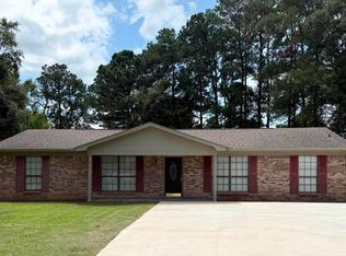 105 Avalon St, Brewton, AL 36426