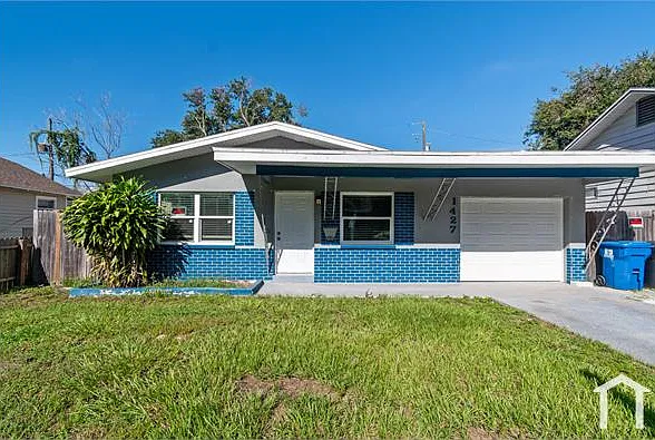 3 bed, $2,200 — Photo 3
