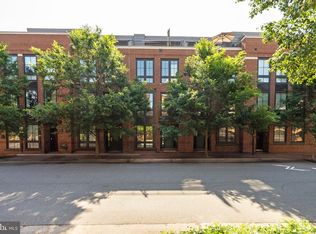 304 S Union St, Alexandria, VA