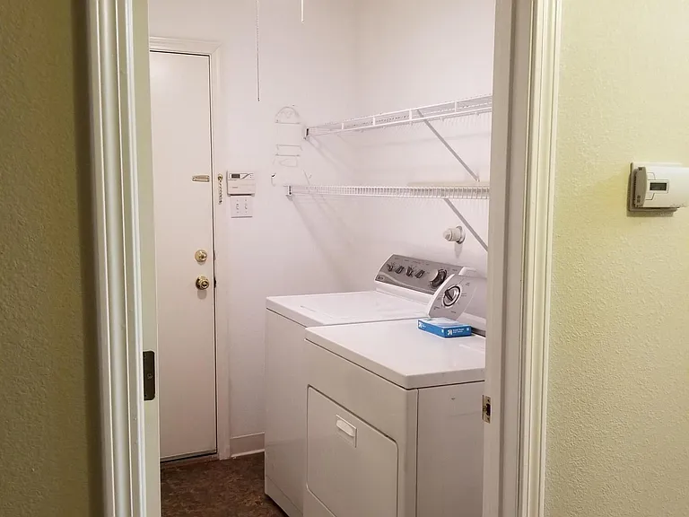 10605 Monte Bello Ct NW — Photo 12