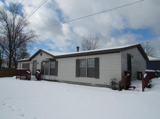 215 W Michigan Ave, Oscoda, MI 48750