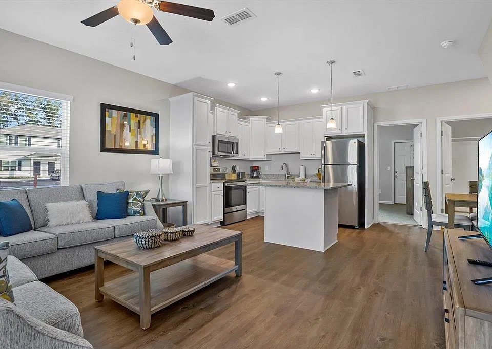 2284 Del Carmel Way
