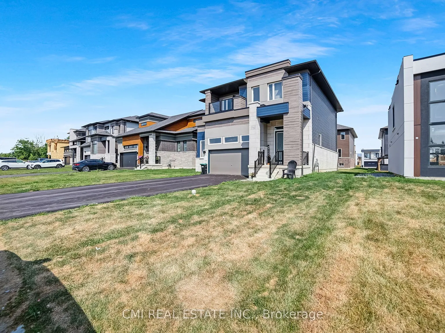 4 bed, $2,750 — Photo 2