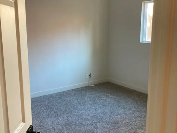 560 Diagonal St #3B, Saint George, UT 84770