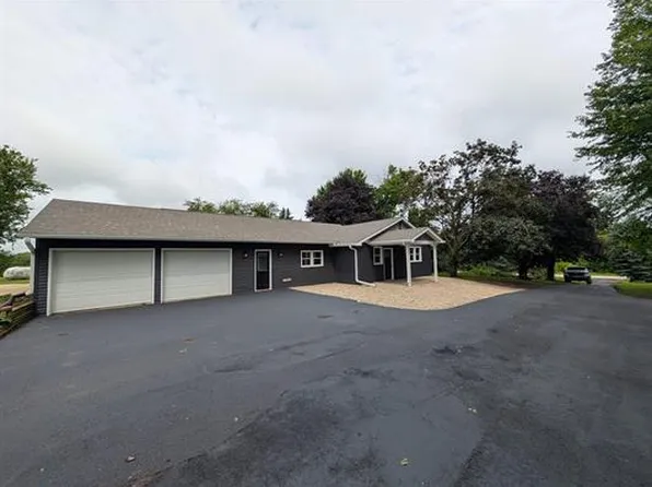 14202 Fritz Rd, Durand, IL 61024