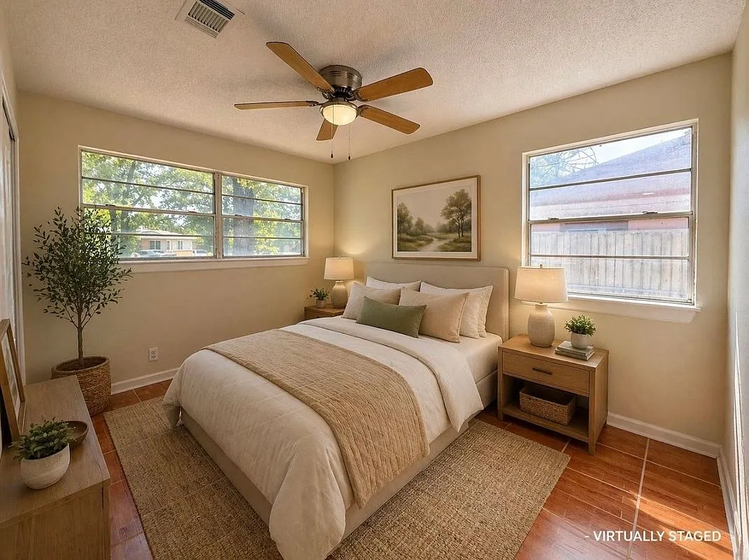 3 bed, 1.0 bath, 900 sqft, $1,620 — Photo 3