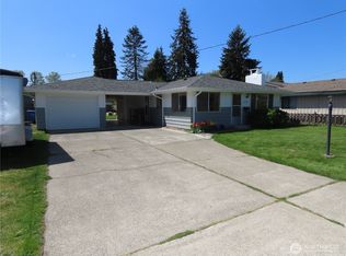 2108 Tacoma Rd E, Puyallup, WA 98371