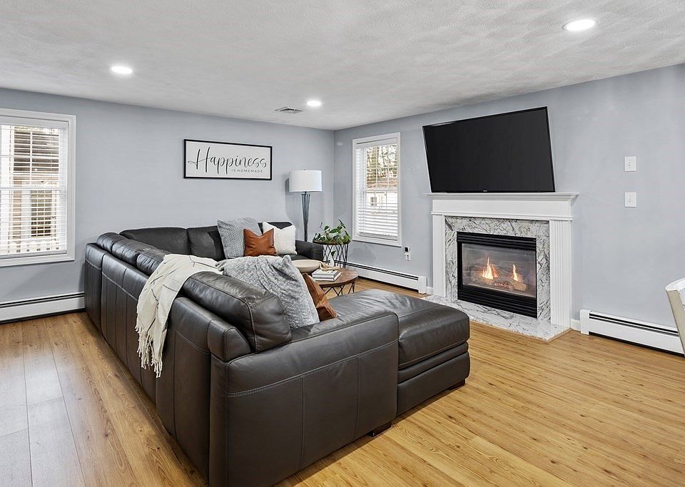 120 Orchard St, Tewksbury, MA 01876 Zillow