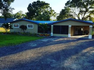 851 Emerald Ave, Fort Pierce, FL 34945