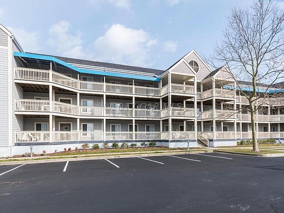 3rd image of 205 125th St Unit 218C