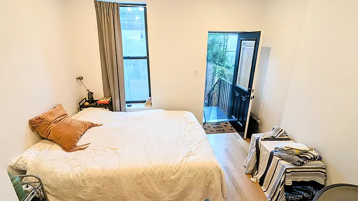 Rented by Highline Residential | media 10