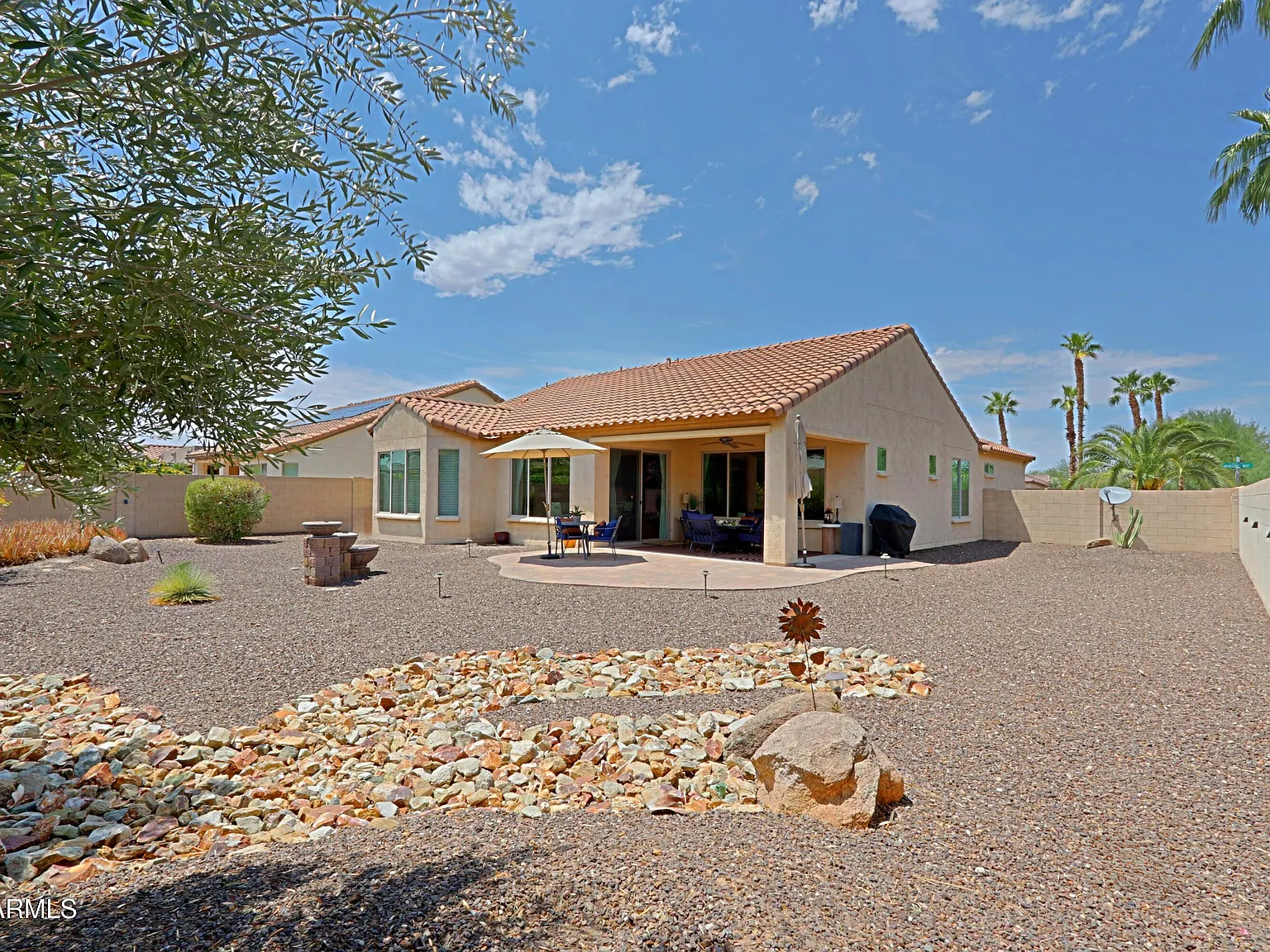 2 bed, 2.0 bath, 2064 sqft, $3,500 — Photo 4
