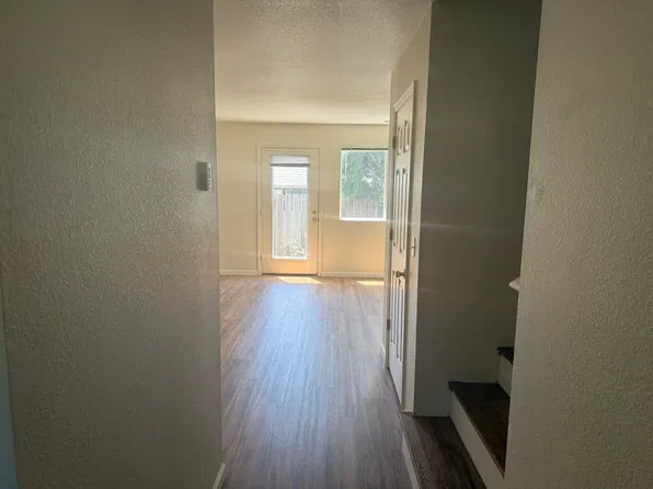 310 NE Terry Ln Unit 1C, Grants Pass, OR 97526