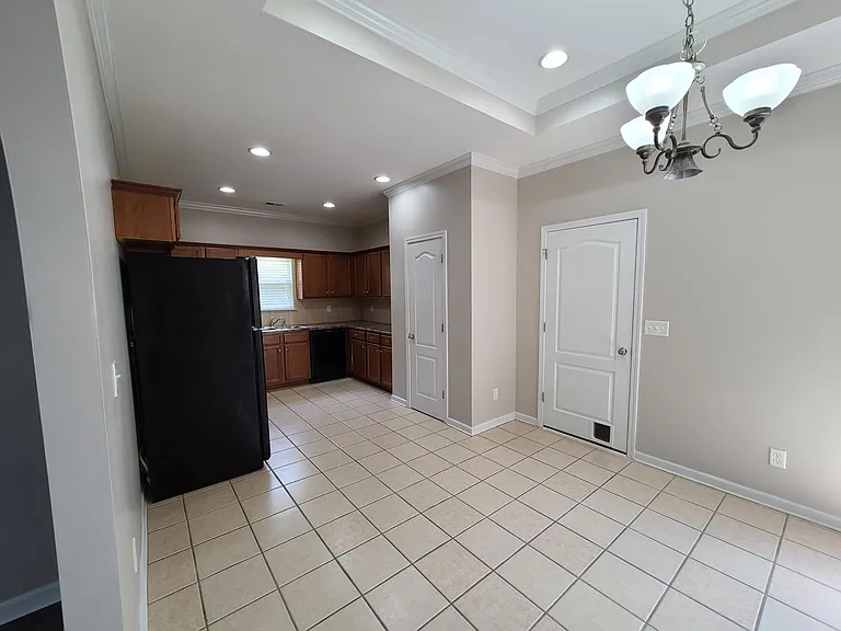 240 High Ridge Dr — Photo 8