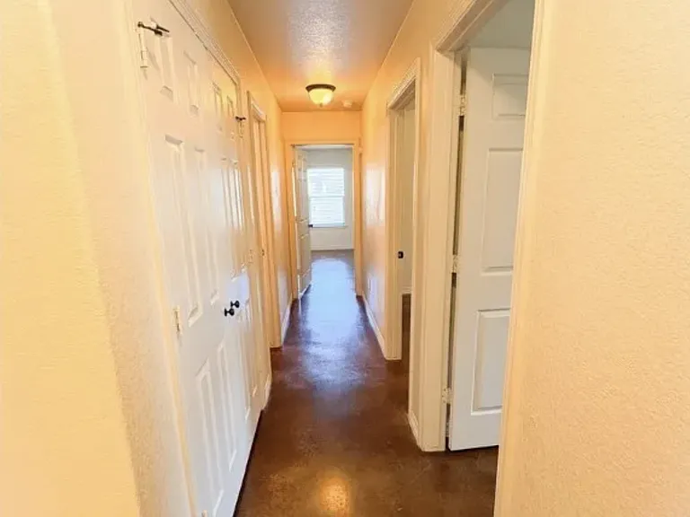 614 Karey Dr #B — Photo 7