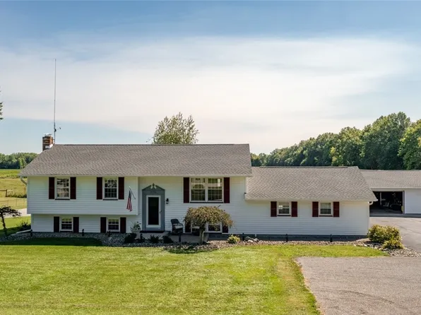 3766 Youngstown Kingsville Rd, Cortland, OH 44410