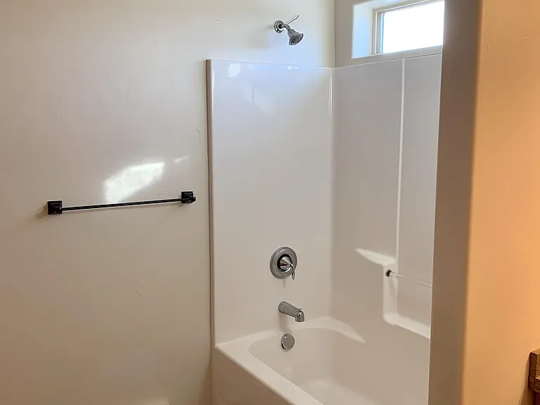 195 Silsbee Ave #2 — Photo 8