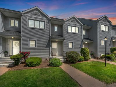 99 Oak Ridge Drive #99, Windsor Locks, CT, 06096