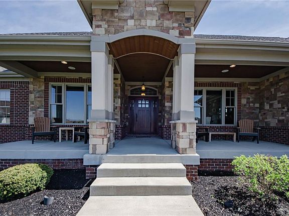3rd image of 10946 Shallow Creek Ct