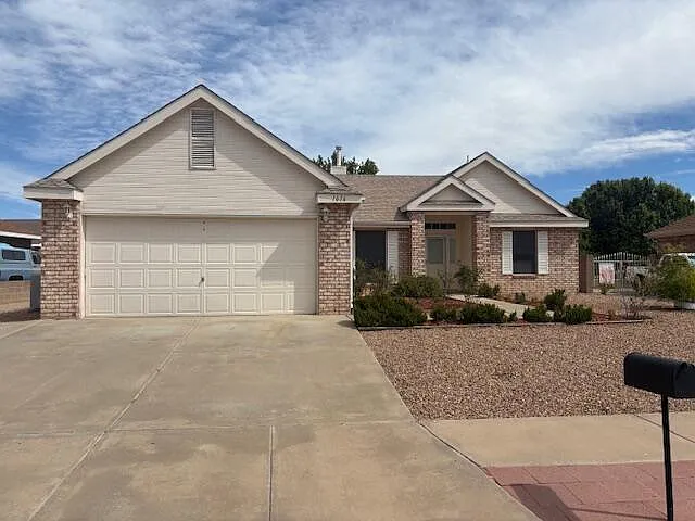 1616 Cerro Vista Loop NW