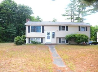 657 Mill St, Marion, MA 02738
