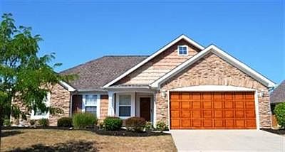 4th image of 2210 Charleston Pl