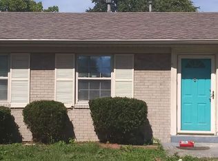 5307 Red Fern Rd, Louisville, KY 40218