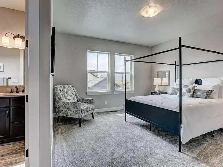 2nd Master Suite