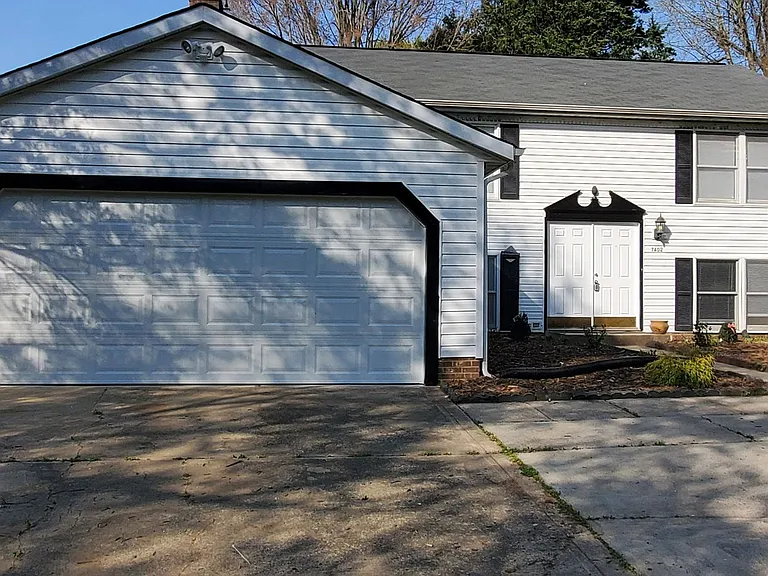 7402 Brigmore Dr — Photo 1