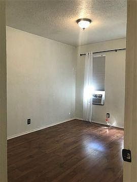 5th image of 2600 Penny Ln APT 122