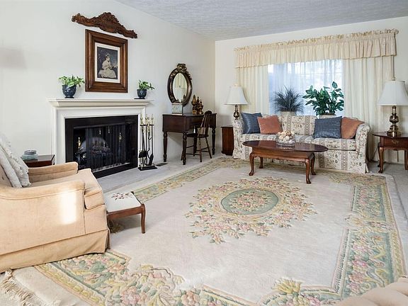 5th image of 30 Wildwood Dr Unit 182