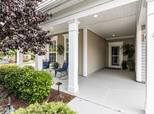 101 Arvind Oaks Cir, Cary, NC 27519