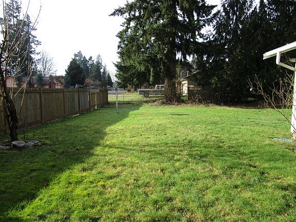 3rd image of 14726 117th Avenue Ct E
