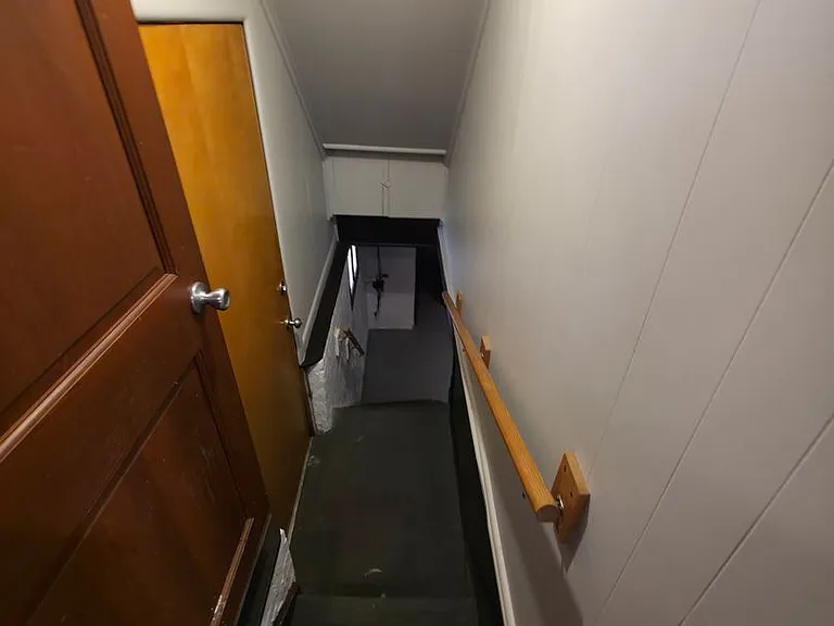424 Pennsylvania Ave — Photo 51
