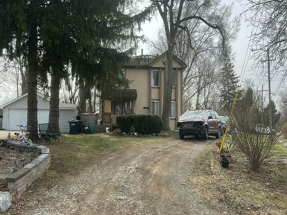 1st image of 902 Bayfield St