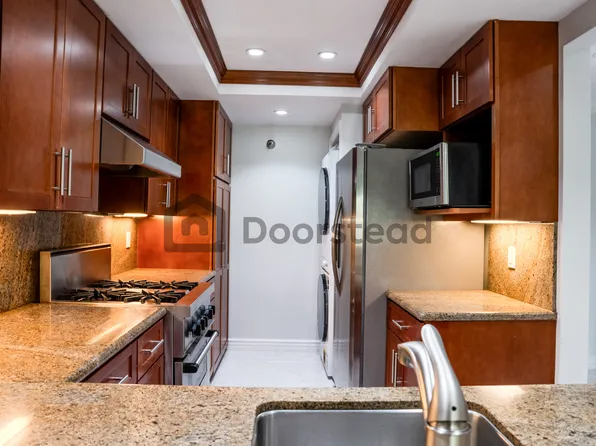 950 Cagney Ln APT 208, Newport Beach, CA 92663