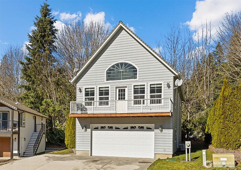 3rd image of 481 Maple Grove Road
