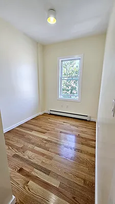 Rented by David Francis New York LLC | media 39