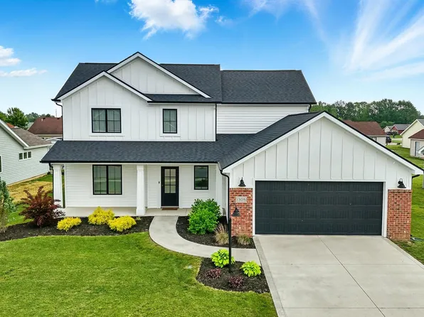 1308 Hideaway Dr, Auburn, IN 46706
