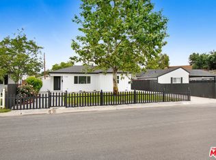 11955 Hatteras St, Valley Village, CA 91607