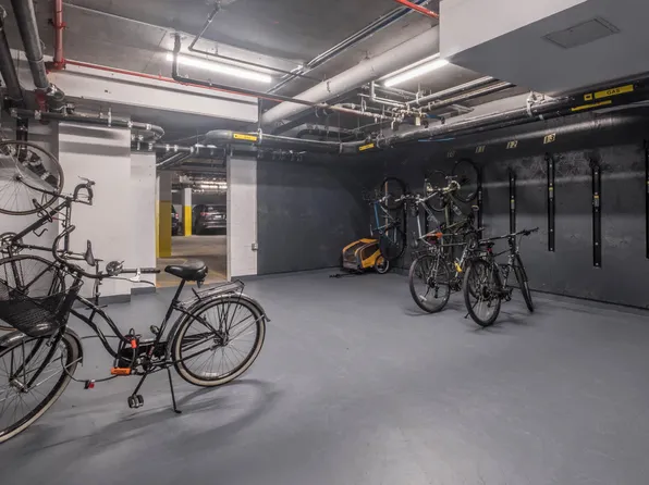 239 North 9th Street image 33 of 57