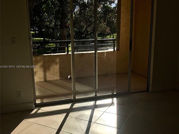 4th image of 651 Lyons Rd APT 10204