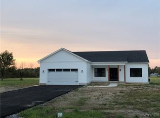 3875 Braley Rd, Wilson, NY 14172