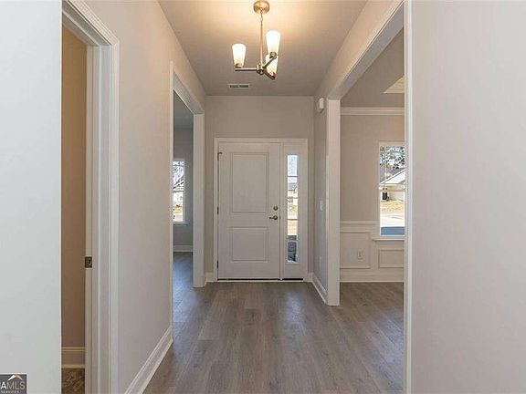 2nd image of 654 Bald Ridge Cir